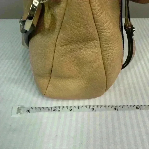 Michael Kors Evie Shoulder Bag Butternut Neutral Beige Fall Capsule Everyday - Picture 10 of 17